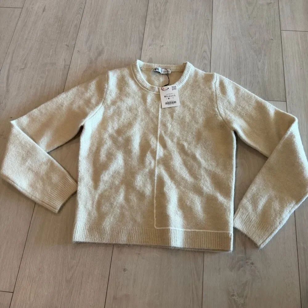 Zara women’s sweater size m